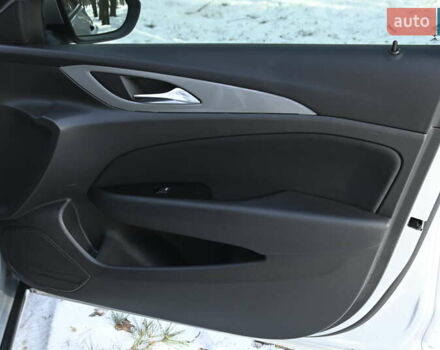 Сірий Опель Інсігнія, об'ємом двигуна 1.96 л та пробігом 114 тис. км за 16800 $, фото 42 на Automoto.ua