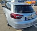 Серый Опель Инсигния, объемом двигателя 1.6 л и пробегом 284 тыс. км за 11000 $, фото 3 на Automoto.ua