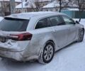 Серый Опель Инсигния, объемом двигателя 2 л и пробегом 120 тыс. км за 10300 $, фото 3 на Automoto.ua