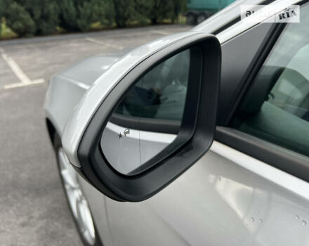 Серый Опель Инсигния, объемом двигателя 2 л и пробегом 190 тыс. км за 17500 $, фото 10 на Automoto.ua