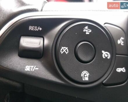 Серый Опель Инсигния, объемом двигателя 1.96 л и пробегом 114 тыс. км за 17300 $, фото 14 на Automoto.ua