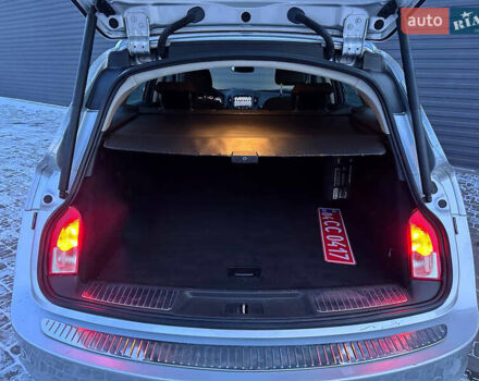 Серый Опель Инсигния, объемом двигателя 1.6 л и пробегом 211 тыс. км за 11500 $, фото 7 на Automoto.ua