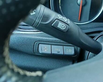 Сірий Опель Інсігнія, об'ємом двигуна 2 л та пробігом 224 тис. км за 15100 $, фото 24 на Automoto.ua