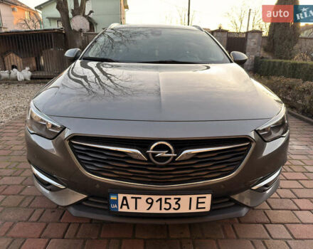 Серый Опель Инсигния, объемом двигателя 1.6 л и пробегом 169 тыс. км за 13900 $, фото 4 на Automoto.ua