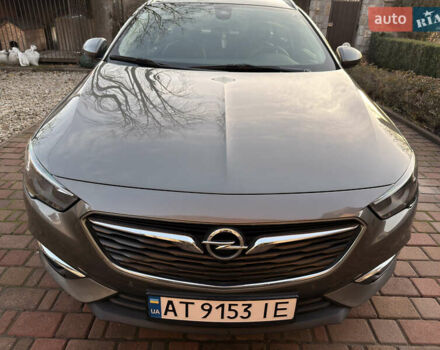 Серый Опель Инсигния, объемом двигателя 1.6 л и пробегом 169 тыс. км за 13900 $, фото 5 на Automoto.ua