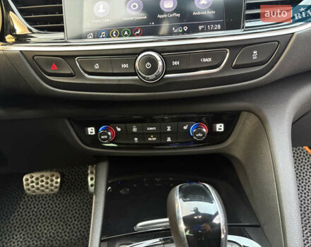 Серый Опель Инсигния, объемом двигателя 1.96 л и пробегом 210 тыс. км за 15250 $, фото 44 на Automoto.ua