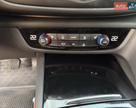 Серый Опель Инсигния, объемом двигателя 1.6 л и пробегом 169 тыс. км за 13900 $, фото 34 на Automoto.ua