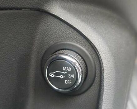 Серый Опель Инсигния, объемом двигателя 1.6 л и пробегом 186 тыс. км за 15000 $, фото 12 на Automoto.ua