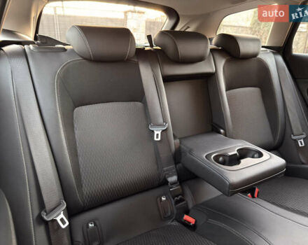 Серый Опель Инсигния, объемом двигателя 1.6 л и пробегом 169 тыс. км за 13900 $, фото 52 на Automoto.ua