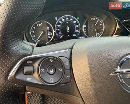 Серый Опель Инсигния, объемом двигателя 1.96 л и пробегом 210 тыс. км за 15250 $, фото 65 на Automoto.ua