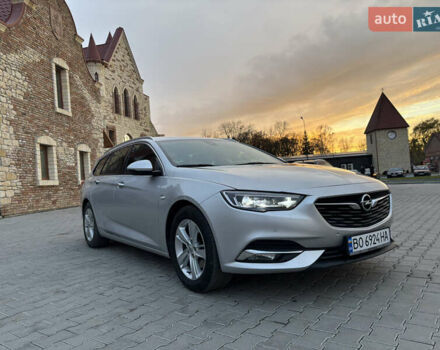 Серый Опель Инсигния, объемом двигателя 1.96 л и пробегом 210 тыс. км за 15250 $, фото 5 на Automoto.ua