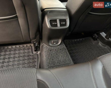 Серый Опель Инсигния, объемом двигателя 1.6 л и пробегом 169 тыс. км за 13900 $, фото 49 на Automoto.ua