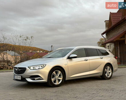 Серый Опель Инсигния, объемом двигателя 1.96 л и пробегом 210 тыс. км за 15250 $, фото 4 на Automoto.ua