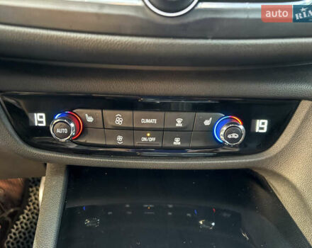 Серый Опель Инсигния, объемом двигателя 1.96 л и пробегом 210 тыс. км за 15250 $, фото 67 на Automoto.ua