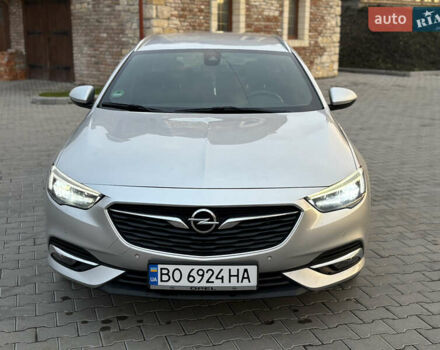 Серый Опель Инсигния, объемом двигателя 1.96 л и пробегом 210 тыс. км за 15250 $, фото 1 на Automoto.ua