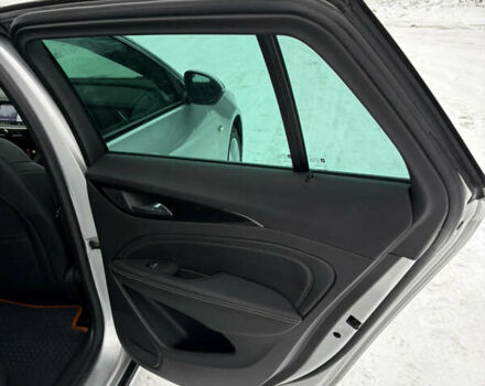 Сірий Опель Інсігнія, об'ємом двигуна 1.96 л та пробігом 218 тис. км за 14999 $, фото 48 на Automoto.ua