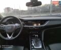 Сірий Опель Інсігнія, об'ємом двигуна 1.6 л та пробігом 230 тис. км за 15499 $, фото 13 на Automoto.ua