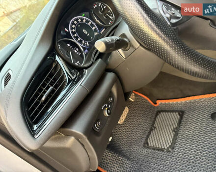 Серый Опель Инсигния, объемом двигателя 1.96 л и пробегом 210 тыс. км за 15250 $, фото 34 на Automoto.ua