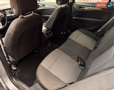 Сірий Опель Інсігнія, об'ємом двигуна 0 л та пробігом 228 тис. км за 14500 $, фото 11 на Automoto.ua