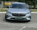 Серый Опель Инсигния, объемом двигателя 2 л и пробегом 215 тыс. км за 17223 $, фото 3 на Automoto.ua