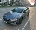 Серый Опель Инсигния, объемом двигателя 2 л и пробегом 220 тыс. км за 18900 $, фото 1 на Automoto.ua