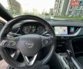 Серый Опель Инсигния, объемом двигателя 2 л и пробегом 220 тыс. км за 18900 $, фото 8 на Automoto.ua