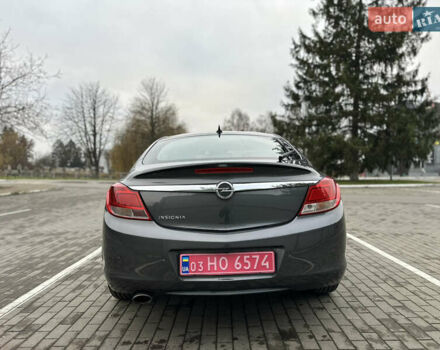 Серый Опель Инсигния, объемом двигателя 1.8 л и пробегом 234 тыс. км за 7500 $, фото 6 на Automoto.ua