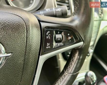 Серый Опель Инсигния, объемом двигателя 1.8 л и пробегом 208 тыс. км за 7400 $, фото 22 на Automoto.ua