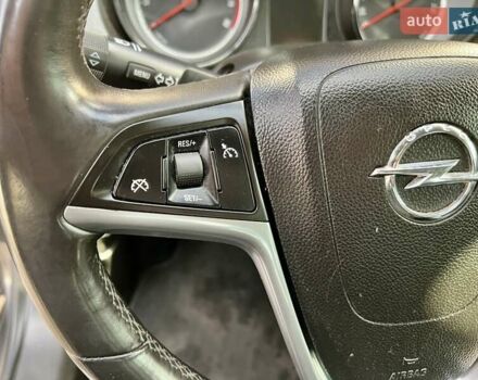 Серый Опель Инсигния, объемом двигателя 1.8 л и пробегом 208 тыс. км за 7400 $, фото 23 на Automoto.ua