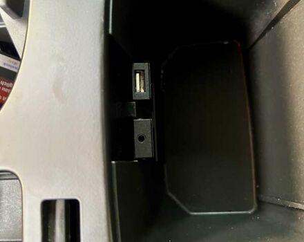 Серый Опель Инсигния, объемом двигателя 1.8 л и пробегом 208 тыс. км за 7400 $, фото 25 на Automoto.ua