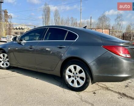 Серый Опель Инсигния, объемом двигателя 1.8 л и пробегом 208 тыс. км за 7400 $, фото 1 на Automoto.ua