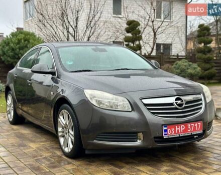 Серый Опель Инсигния, объемом двигателя 1.6 л и пробегом 122 тыс. км за 7999 $, фото 3 на Automoto.ua