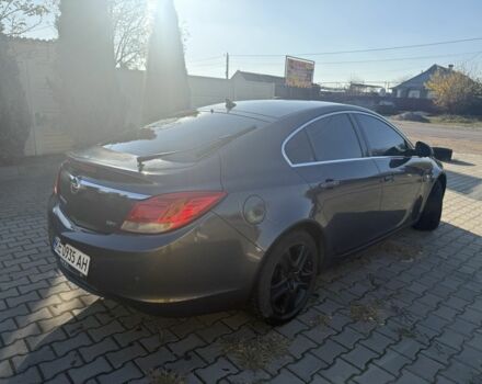 Серый Опель Инсигния, объемом двигателя 2 л и пробегом 263 тыс. км за 7300 $, фото 3 на Automoto.ua