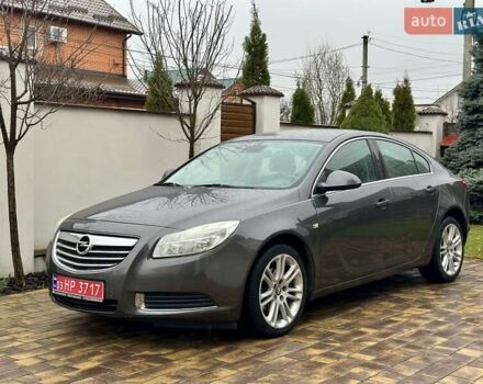 Серый Опель Инсигния, объемом двигателя 1.6 л и пробегом 122 тыс. км за 7999 $, фото 1 на Automoto.ua
