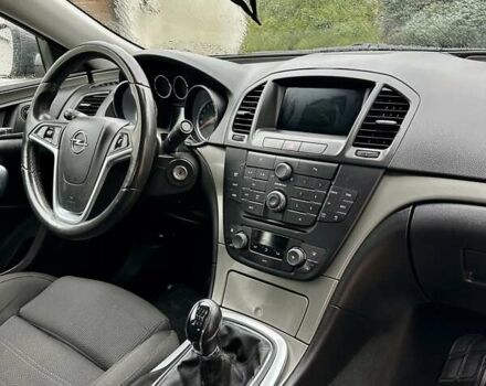 Серый Опель Инсигния, объемом двигателя 1.6 л и пробегом 122 тыс. км за 7999 $, фото 28 на Automoto.ua