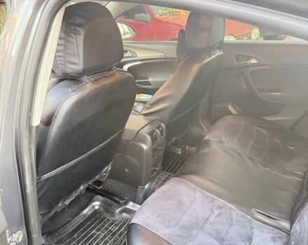 Серый Опель Инсигния, объемом двигателя 2 л и пробегом 263 тыс. км за 7300 $, фото 9 на Automoto.ua