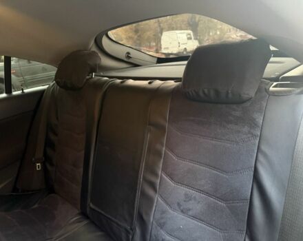 Серый Опель Инсигния, объемом двигателя 2 л и пробегом 263 тыс. км за 7300 $, фото 13 на Automoto.ua