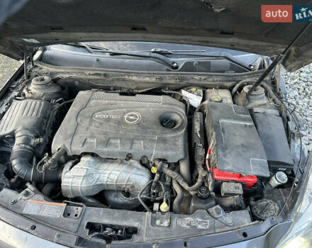 Серый Опель Инсигния, объемом двигателя 1.96 л и пробегом 277 тыс. км за 3300 $, фото 15 на Automoto.ua