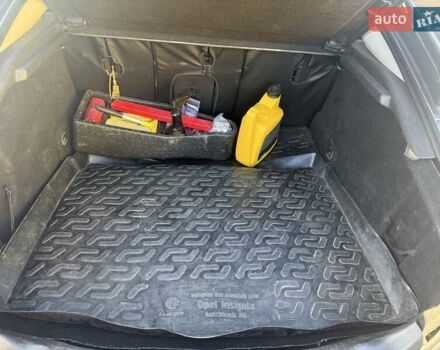 Серый Опель Инсигния, объемом двигателя 2 л и пробегом 263 тыс. км за 7300 $, фото 5 на Automoto.ua