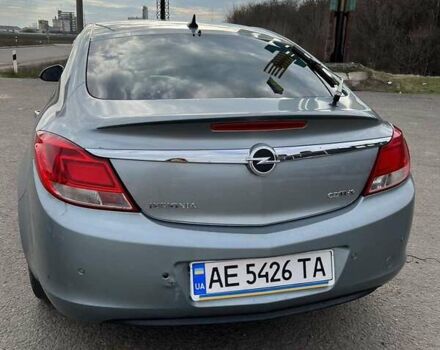 Серый Опель Инсигния, объемом двигателя 2 л и пробегом 378 тыс. км за 7200 $, фото 7 на Automoto.ua