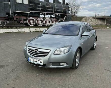 Серый Опель Инсигния, объемом двигателя 2 л и пробегом 378 тыс. км за 7200 $, фото 6 на Automoto.ua