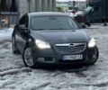 Сірий Опель Інсігнія, об'ємом двигуна 2 л та пробігом 250 тис. км за 8000 $, фото 1 на Automoto.ua