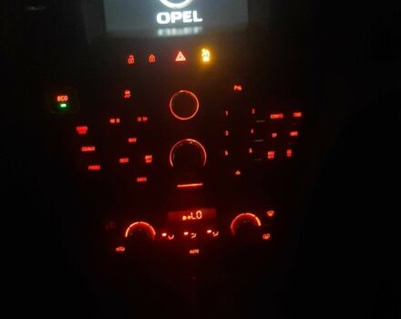 Сірий Опель Інсігнія, об'ємом двигуна 2 л та пробігом 247 тис. км за 7300 $, фото 9 на Automoto.ua
