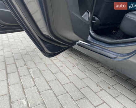 Серый Опель Инсигния, объемом двигателя 2 л и пробегом 275 тыс. км за 7200 $, фото 9 на Automoto.ua