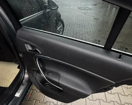 Серый Опель Инсигния, объемом двигателя 1.96 л и пробегом 240 тыс. км за 10500 $, фото 9 на Automoto.ua