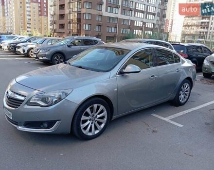 Серый Опель Инсигния, объемом двигателя 2 л и пробегом 234 тыс. км за 10000 $, фото 2 на Automoto.ua