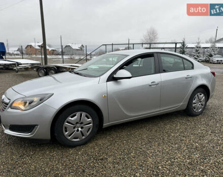 Серый Опель Инсигния, объемом двигателя 1.8 л и пробегом 194 тыс. км за 9999 $, фото 2 на Automoto.ua