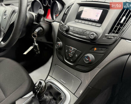 Серый Опель Инсигния, объемом двигателя 1.8 л и пробегом 194 тыс. км за 9999 $, фото 13 на Automoto.ua