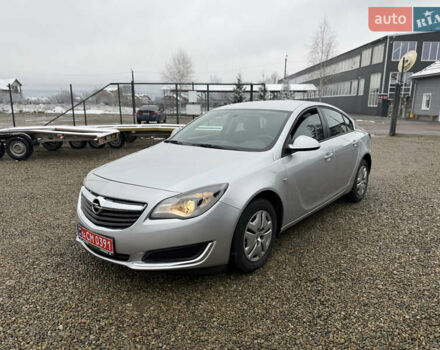 Серый Опель Инсигния, объемом двигателя 1.8 л и пробегом 194 тыс. км за 9999 $, фото 1 на Automoto.ua