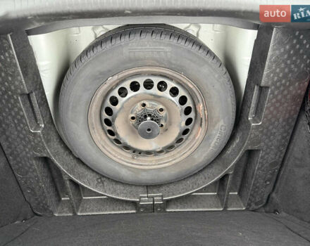 Серый Опель Инсигния, объемом двигателя 1.8 л и пробегом 194 тыс. км за 9999 $, фото 21 на Automoto.ua